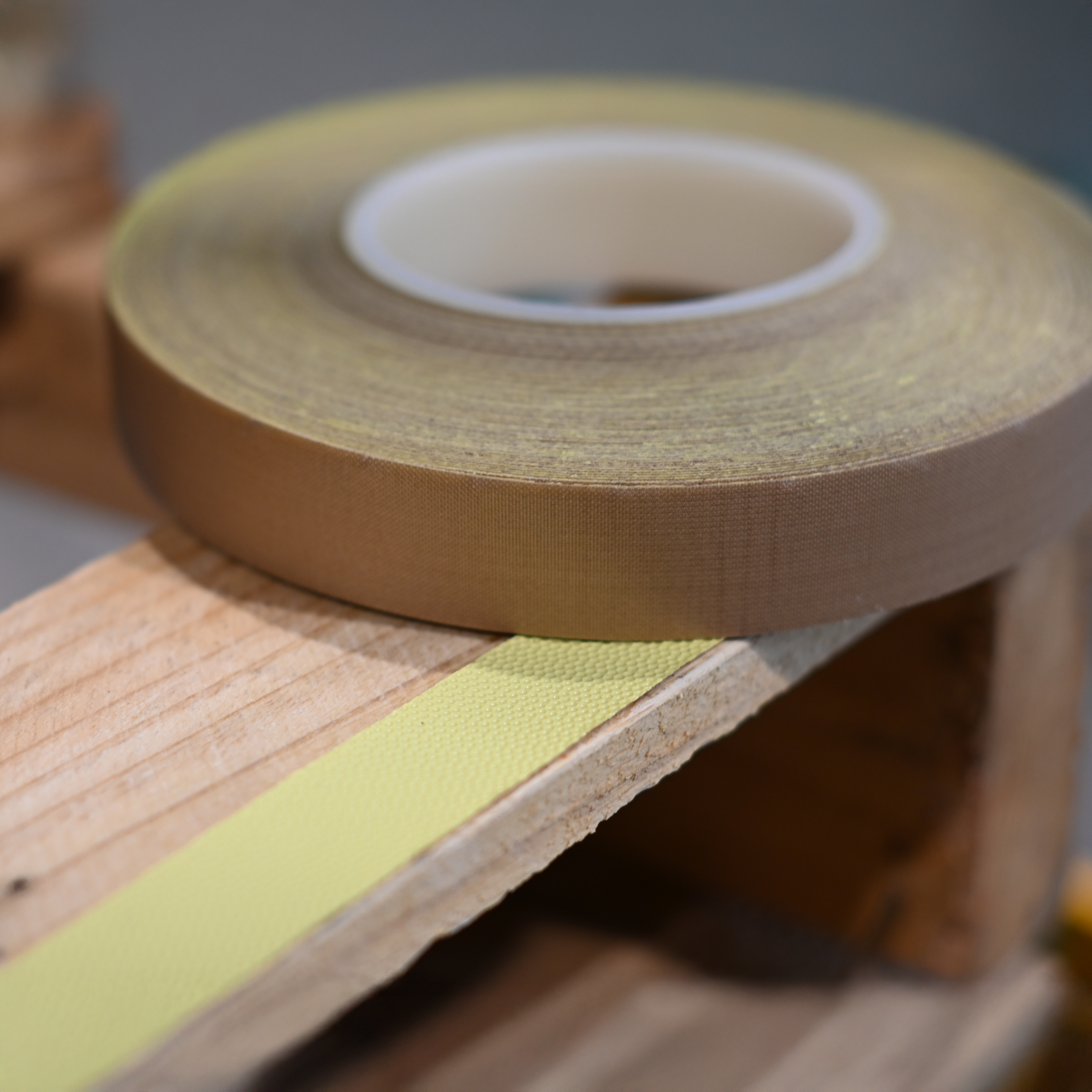 Zialoc ZPTFE Premium – PTFE Coated Glass Cloth Tape